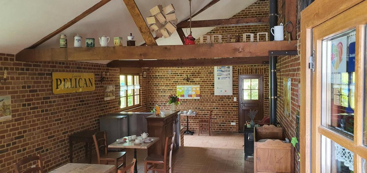 Les Mout'Anes Bed and Breakfast Saint-Hilaire-sur-Helpe Eksteriør billede