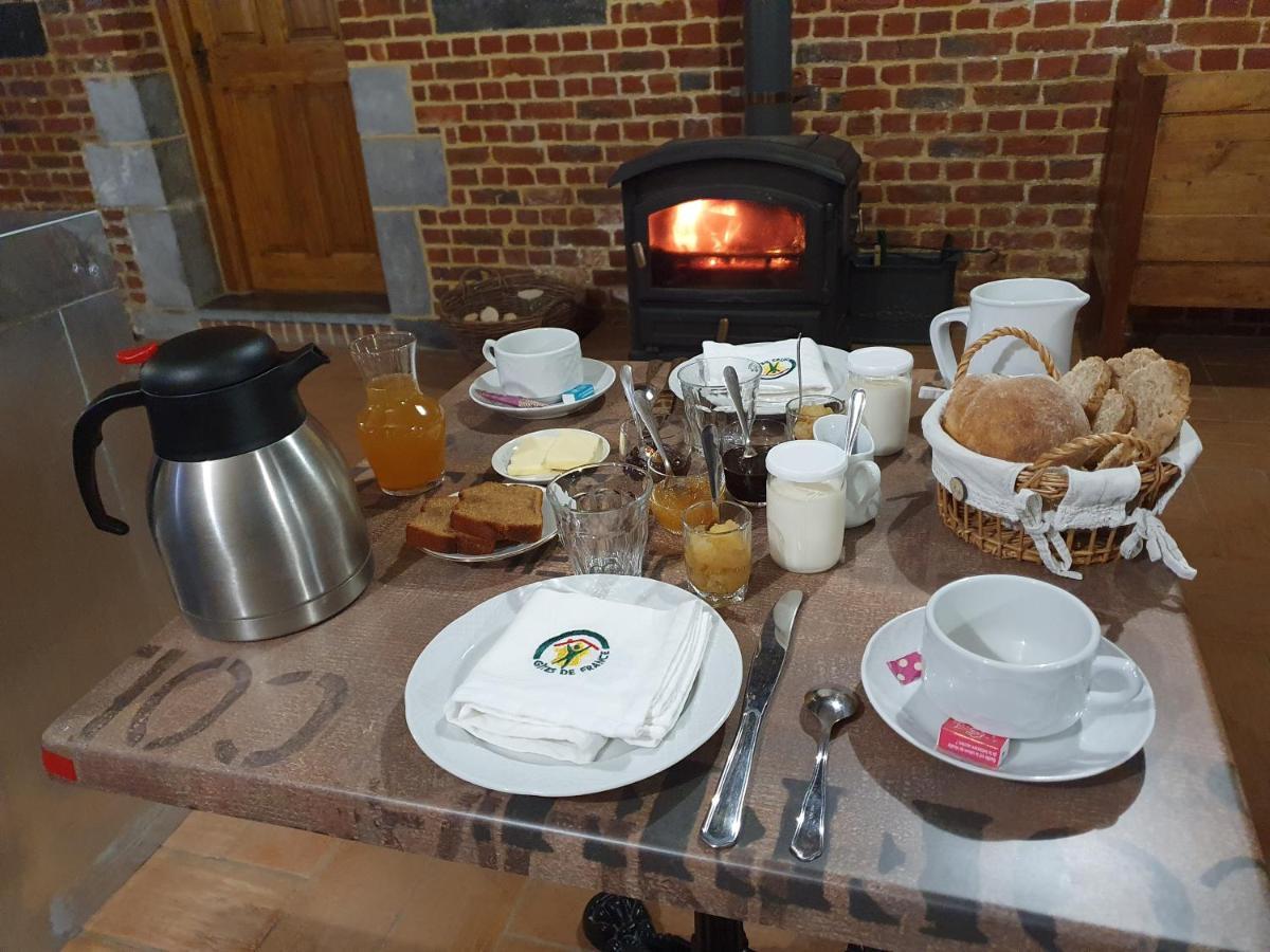 Les Mout'Anes Bed and Breakfast Saint-Hilaire-sur-Helpe Eksteriør billede